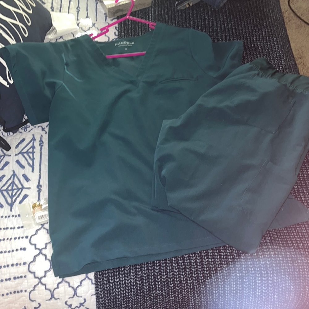 Mandala scrubs